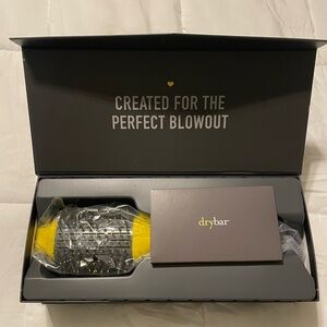 Drybar The Double Shot Oval Blow-Dryer Brush